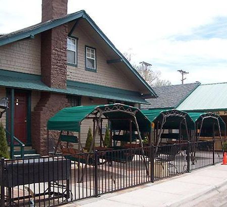 Buffalo Pointe Inn Williams Buitenkant foto
