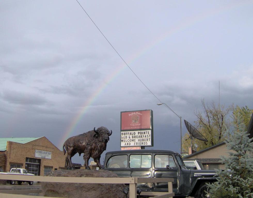 Buffalo Pointe Inn Williams Buitenkant foto