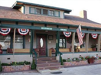 Buffalo Pointe Inn Williams Buitenkant foto